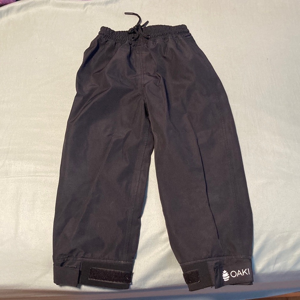 Oakiwear kids rain pants.